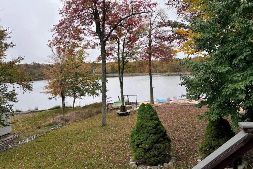 5-Bedroom Lakefront, Private Beach Wifi Ac Boat & Tobyhanna Exterior foto